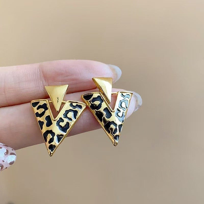 6 Pairs - Leopard print V-shaped earrings (1 Pair Price - 23)