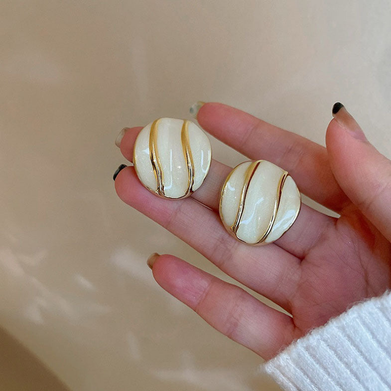 6 Set - Pearlescent Round Earring (Mix color) (Unit price 29)
