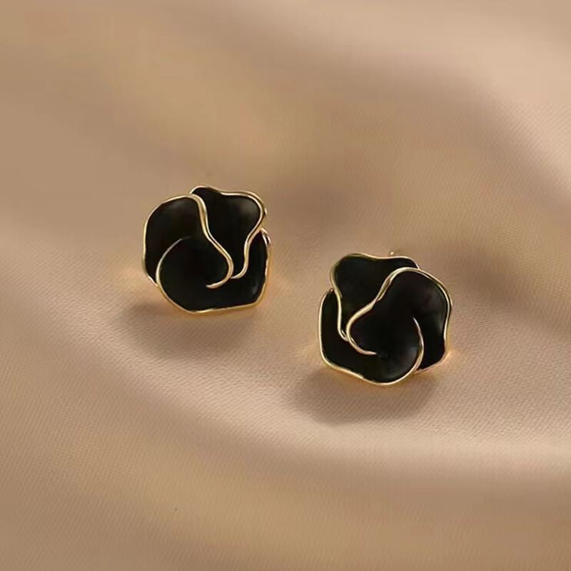 6 Set - Drip glaze black camellia earrings (Unit price 20)