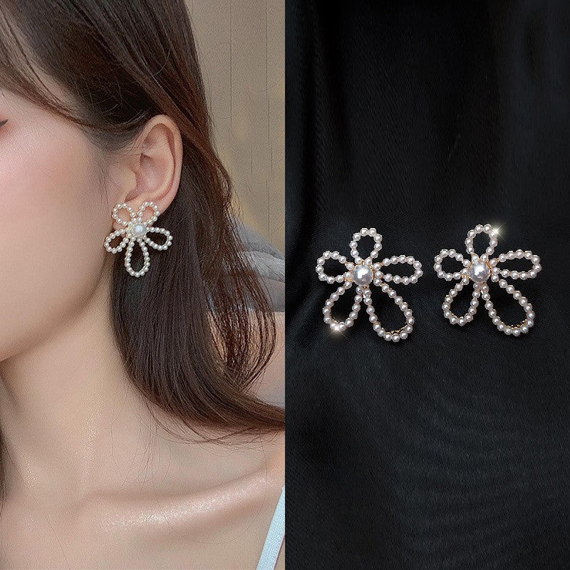 6 Pairs - Korean Style Pearl Exquisite Flower Earrings (1 Pair Price - 31)