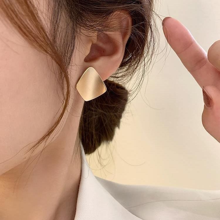 6 Set - Square retro Hong Kong style earring (Unit price 20)