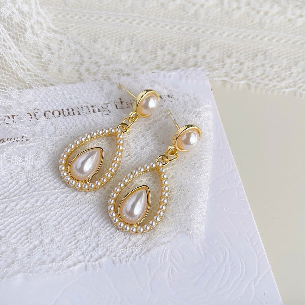 6 Set - French elegant palace style teardrop pearl earrings (Unit price 30)