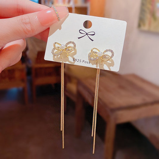 6 Set - Korean zircon bow earrings (Unit price 37)