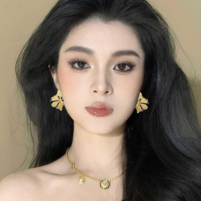 6 Pairs - Zircon Pleated Flower Earrings - Golden  (1 Pair Price - 37)