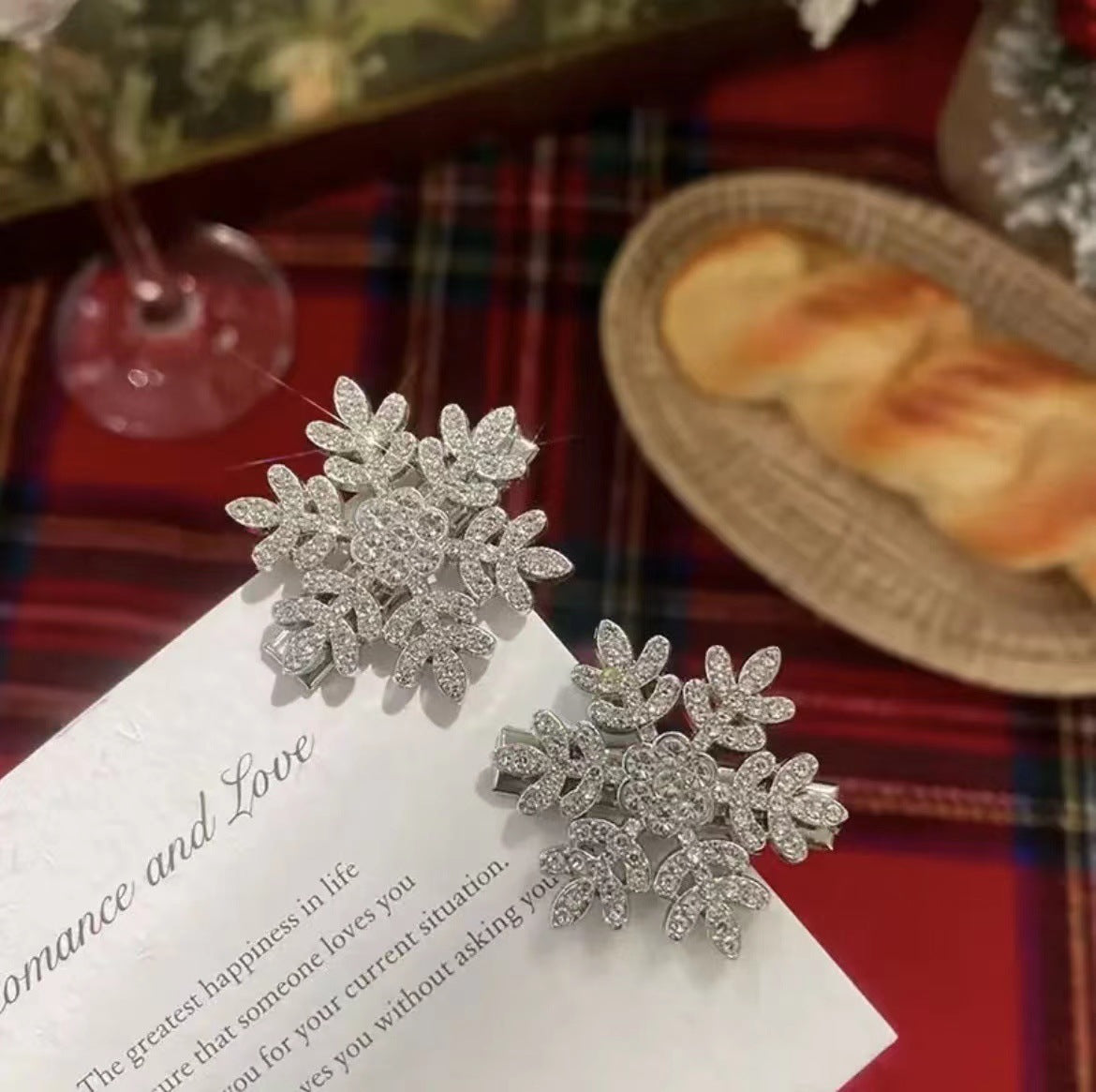 10 Pc - Snowflake small Pearl hairpin opp packing (1 Pc Price - 10)