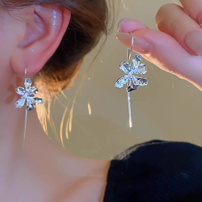 6 Pairs - Iris Flower Earrings - Silver (1 Pair Price - 30)