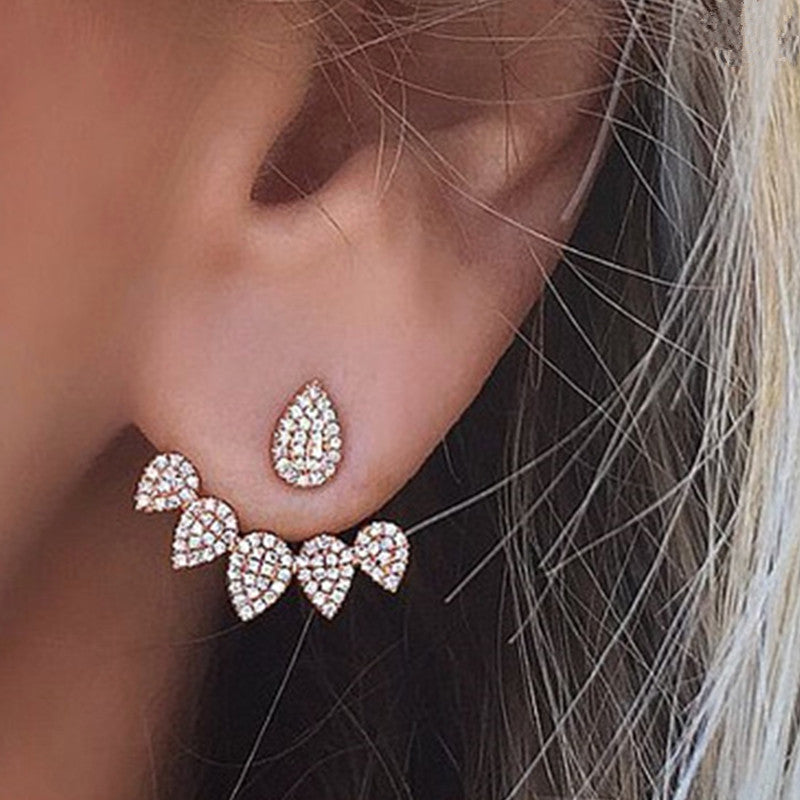6 Set - Hollow full diamond earrings (Unit price 31)