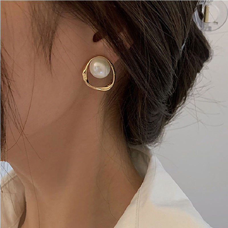 6 Set - Fashion earrings (Unit price 17)