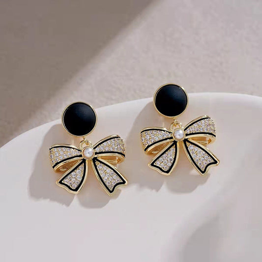 6 Set - Black bow earrings (Unit price 28)