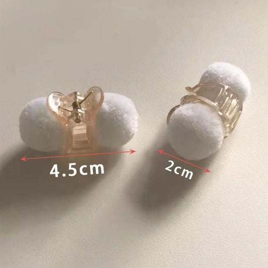 6 Pc - Cute plush ball hairpin - White