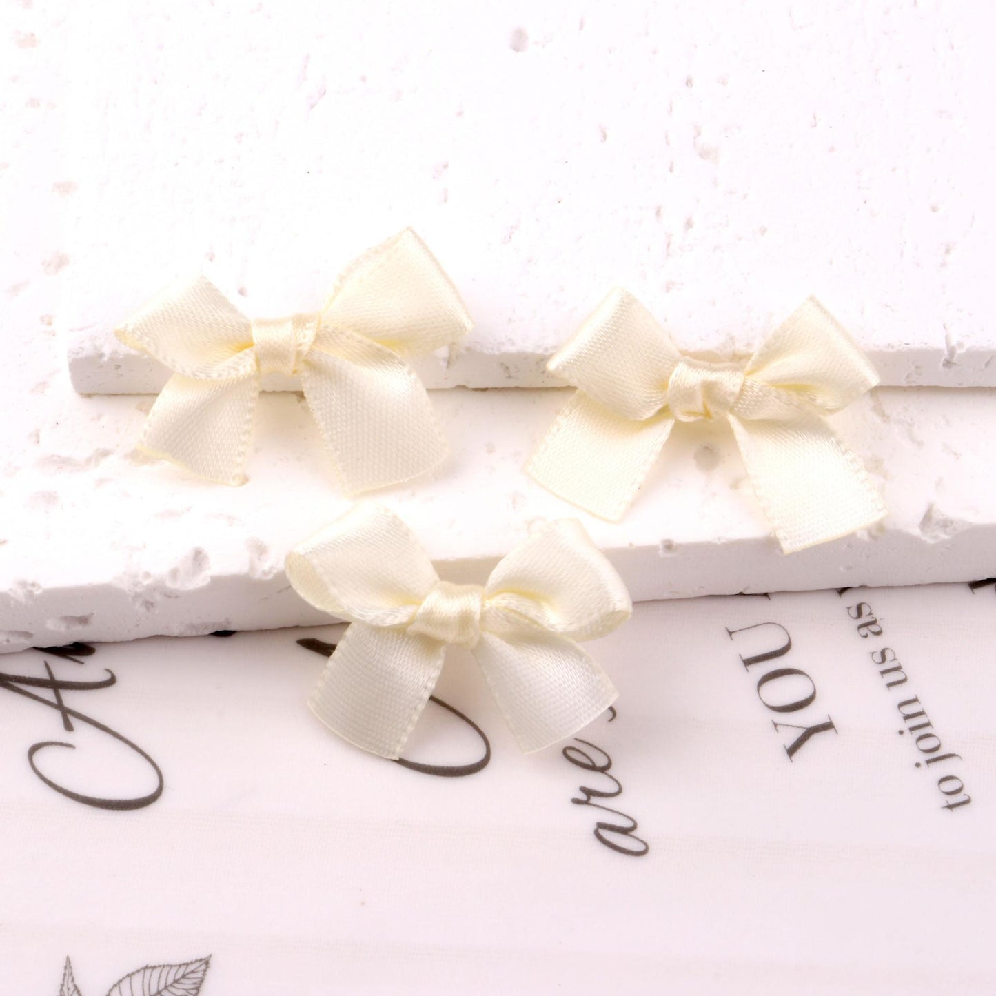 Off-white Ribbon 3cm bow mini hairpin (10 Pc Set Card packing)