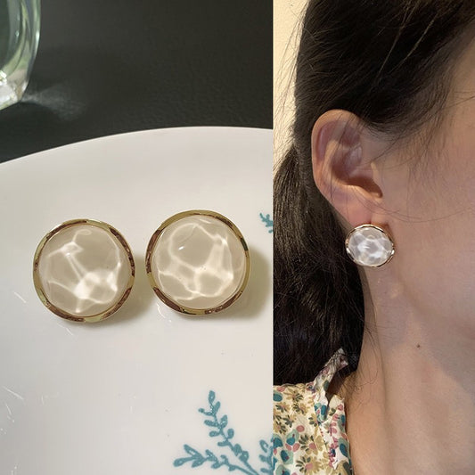 6 Set - Round resin alloy earrings  (1 Set price - 24)