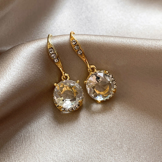6 Set - Large pearl earrings (Unit price 31)