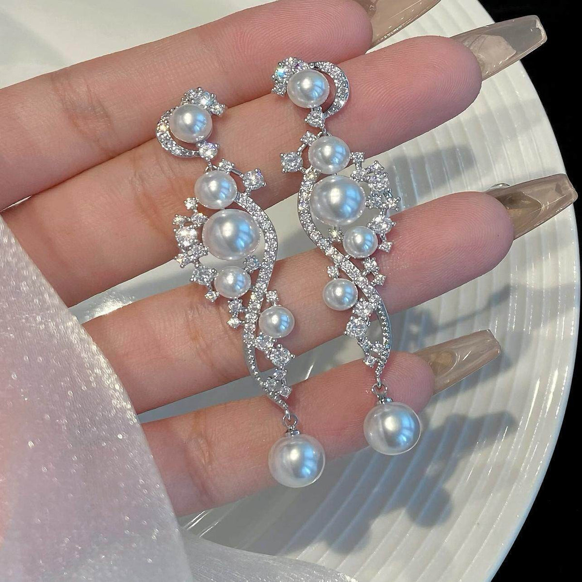 6 Pairs - Elegant tassel pearl new earrings (1 Pair Price - 39)