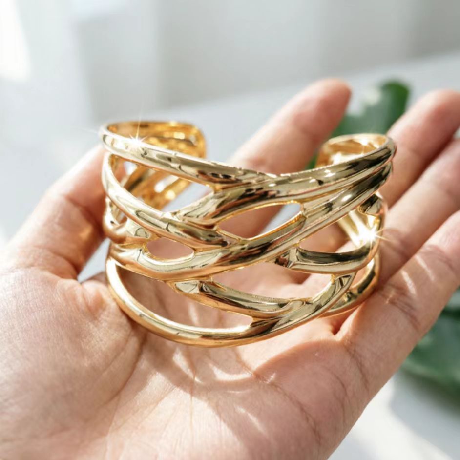 6 Pc - Multi-layered cross-mesh Bracelet (1 Pc Price - 46)