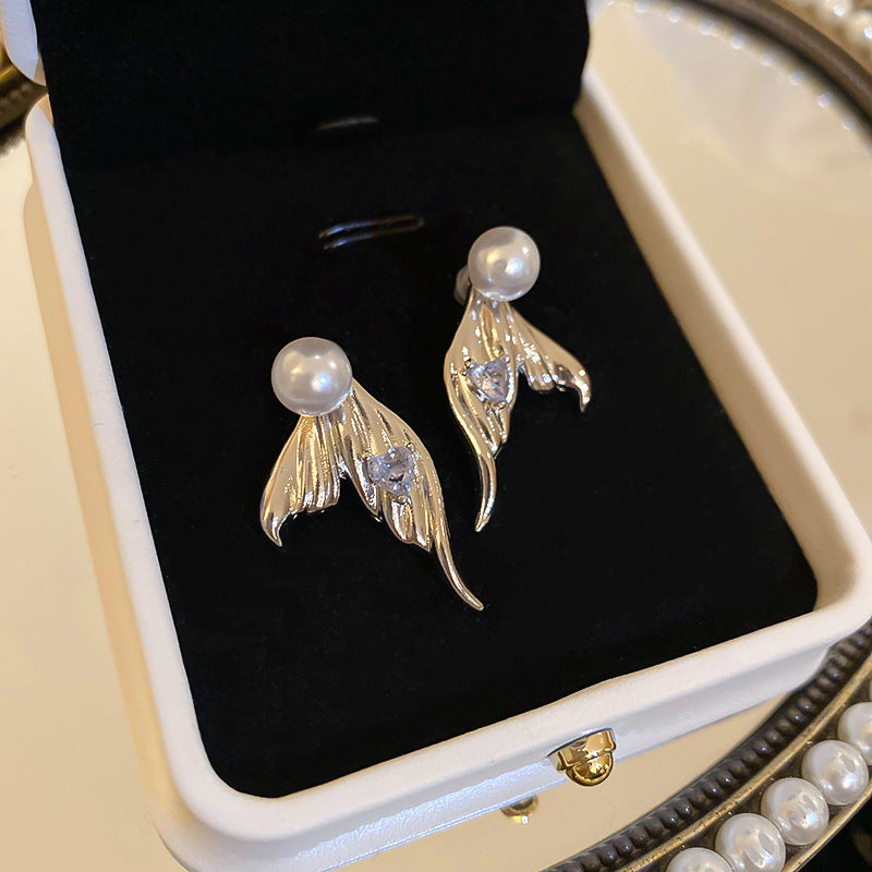 6 Set - Mermaid tail heart diamond pearl earrings (Unit price 24)