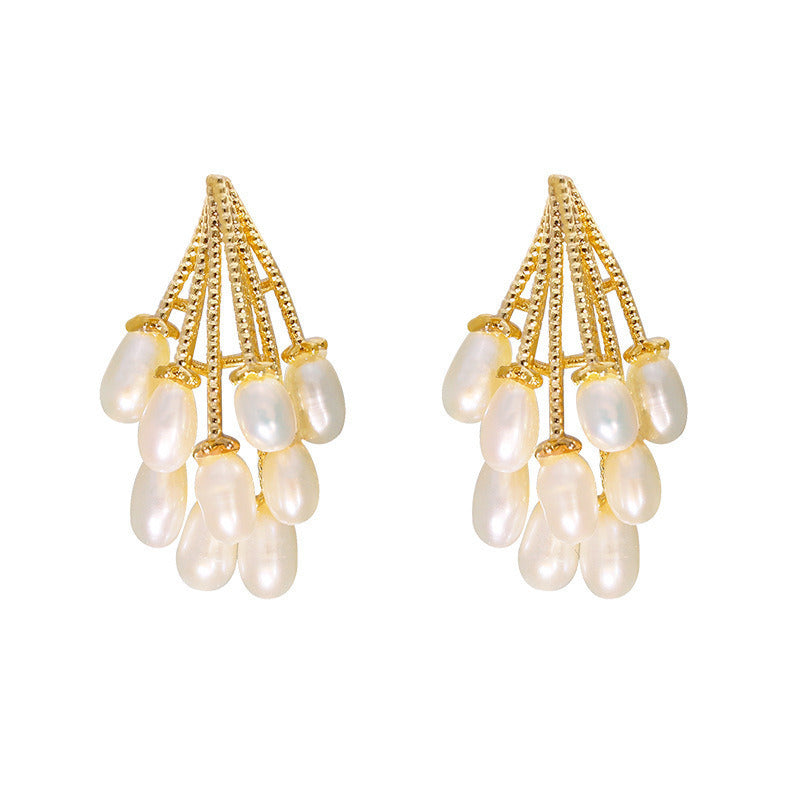 6 Set - Group of Pearl Earring (Unit price 38)