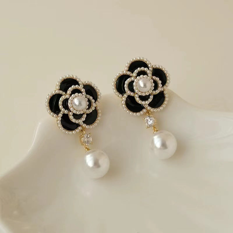 6 Set - Gentle and sweet black camellia earrings (Unit price 38)
