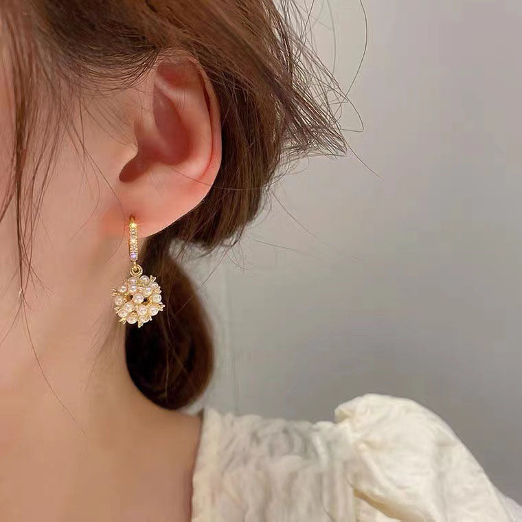 6 Set - Diamond pendant earrings (Unit price 40)
