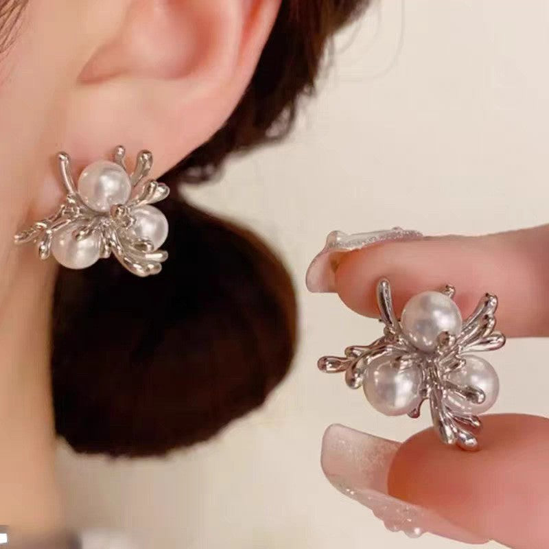 6 Pairs - Vintage French-style golden pearl earrings - Silver (1 Pair Price - 30)