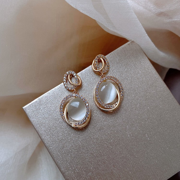 6 Set - Three-dimensional cat's eye earrings (Unit price 31)