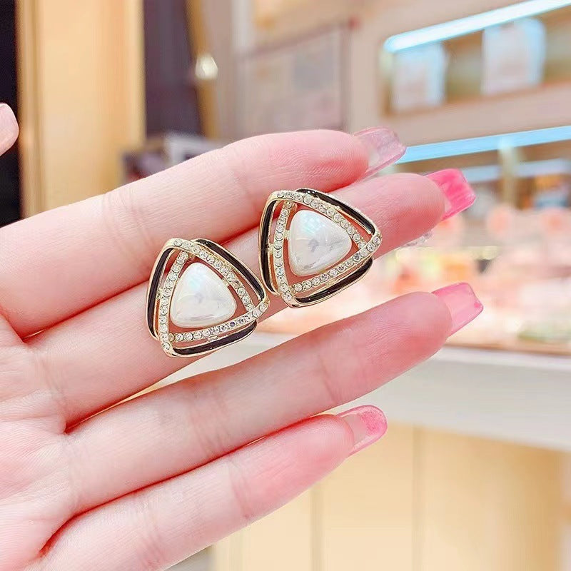 6 Set - New geometric triangle pearl earrings (Mix Color) (Unit price 33)