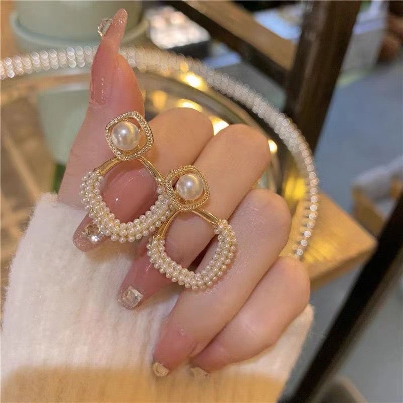 6 Pairs - Diamond-Shaped Earrings (1 Pair Price - 39)