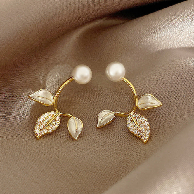 6 Pairs - Pearl and leaf earrings (1 Pair Price - 32)
