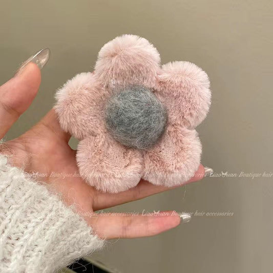 3 Pc - Pink Flower plush grab hairclip (1 Pc Price - 32)