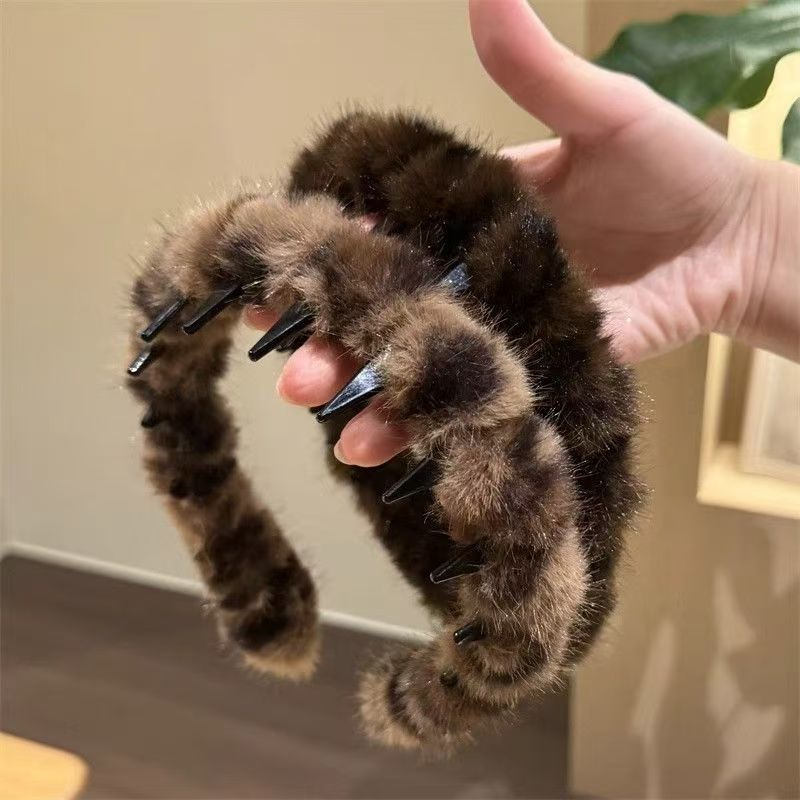 6 Pc - Korean Style Retro Leopard Print Toothed Plush All-Match Headband (Mix Color) (Unit Price - 22)
