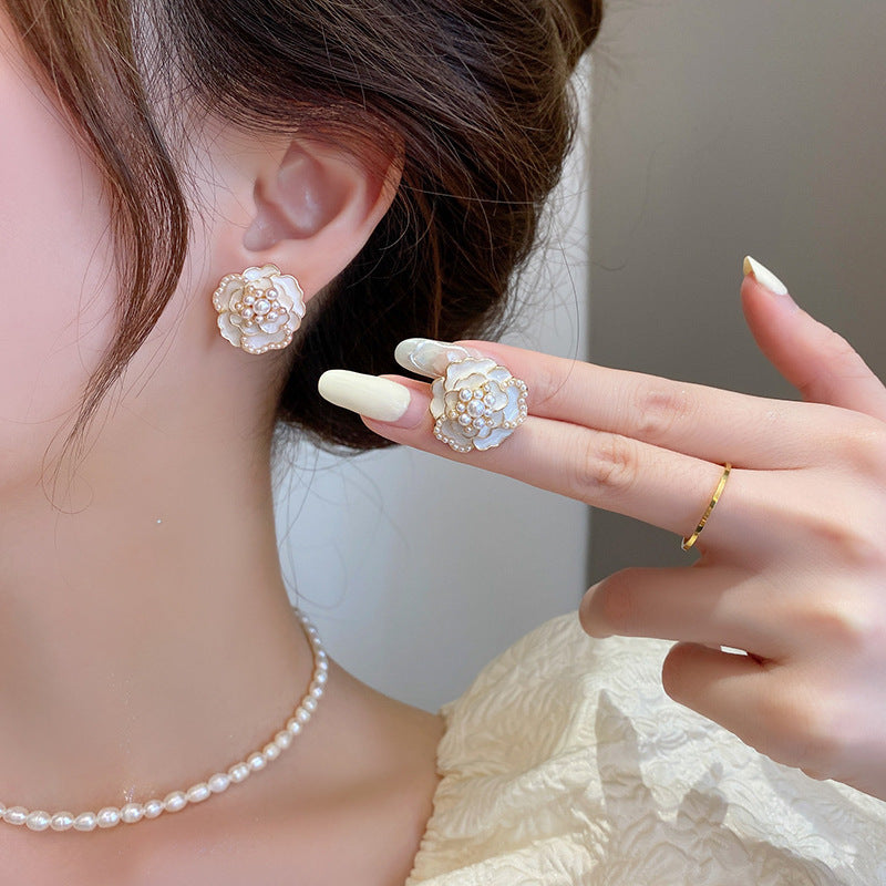 6 Set - Camellia Earrings (Mix color) (Unit price 33)