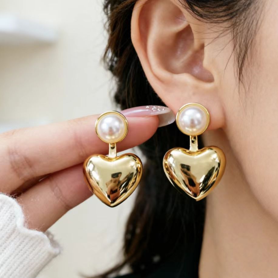 6 Pairs - Heart-shaped pearl stud earrings (1 Pair Price - 23)