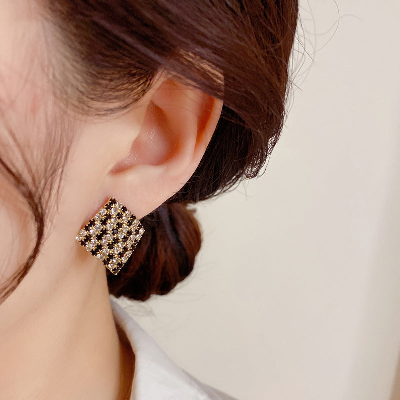6 Set - Square earrings (1 Set price - 35)