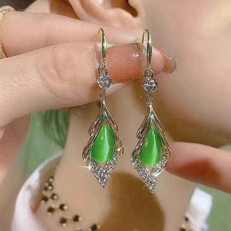 6 Set - Cat's eye diamond earrings (Mix color) (Unit price 42)