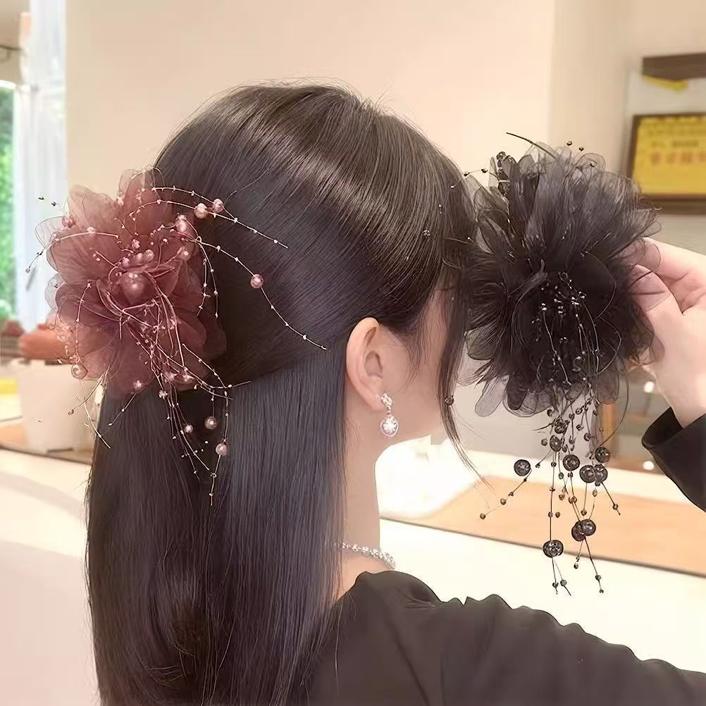 6 Pc - Autumn and Winter New Bead Tassel Grab Clip (Mix Color) (Unit Price - 35)