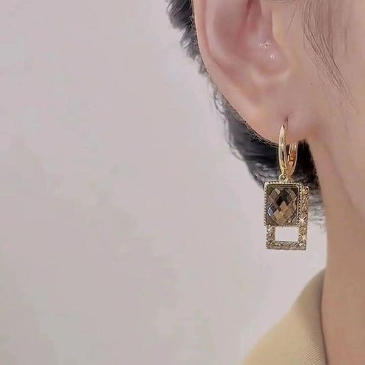 6 Set - Brown zircon earrings (1 Set price - 33)